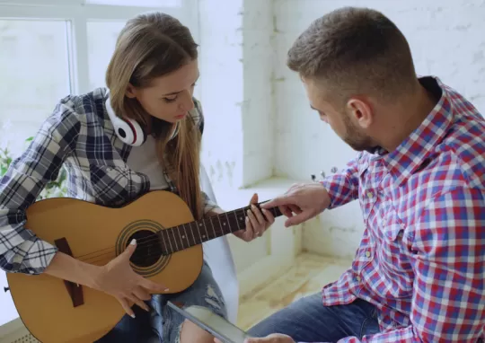 Ozel Akustik Gitar Egitimleri 1