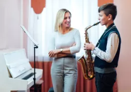 Ozel Saksafon Kursu Egitmenleri