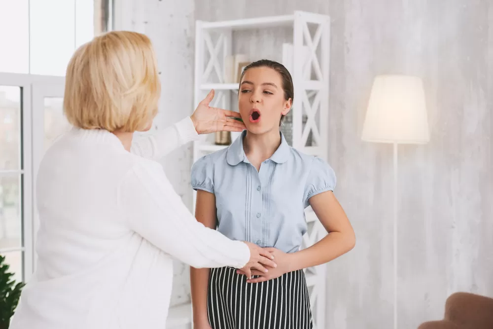 Ustalardan Elestiriler Gencler Icin San Kursu