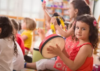 Çocuklar Kaç Yaşında Enstrüman Çalabilir?