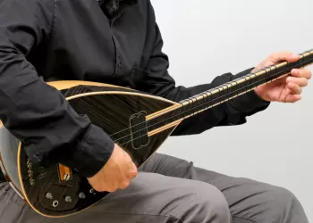 Bağlama Seçimi Nasıl Yapılır? - İyi Bir Bağlamanın Özellikleri