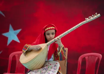 Çocuklara Bağlama Eğitimi Aldırmanın Yararları Neler?