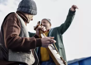 Kemençe Öğrenmeye Kaç Yaşında Başlanmalı?