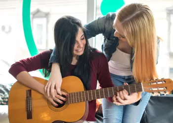 Gitar Kursu Bayrampaşa