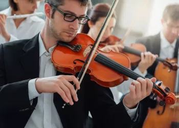 Keman Kursu Okmeydanı