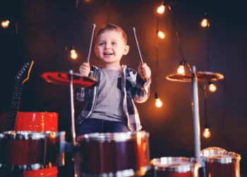 Bateriye Başlama Yaşı Kaç Olmalı? Bateri Kursu İçin İdeal Yaş Nedir?