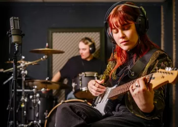 Elektro Gitar ile Ne Çalınır?