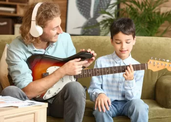 Elektro Gitar Kursu Ataköy