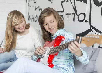 Elektro Gitar Kursu Zeytinburnu