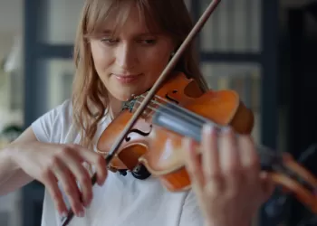 Yalnızım Dostlarım Keman Notaları