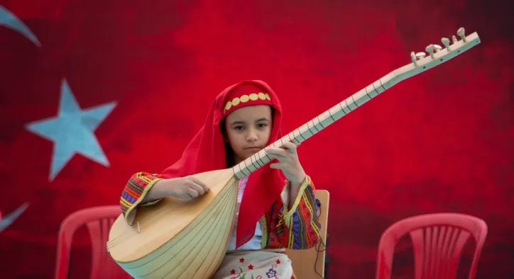 Çocuklar İçin Bağlama Kursu Uygun Mu? Kaç Yaşında Başlanmalı?
