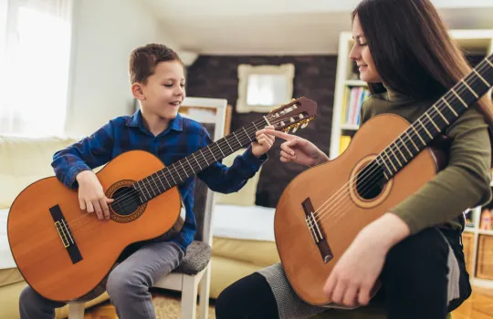 Cocuklar Icin Gitar Kursu