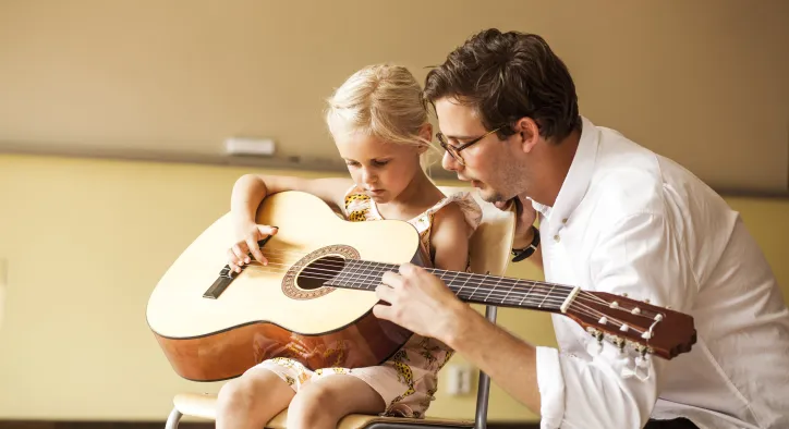 MEB Sertifikalı Çocuk Gitar Kursu Yorumları ve Öğrenci Görüşleri